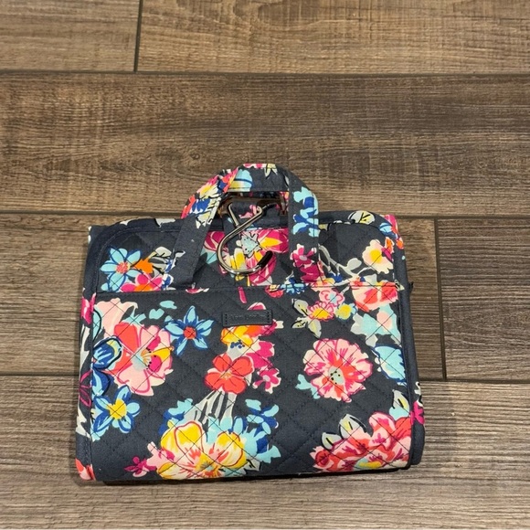 Vera Bradley Hanging Travel Toiletry Bag Makeup Cosmetic Organizer Gray - Picture 5 of 13